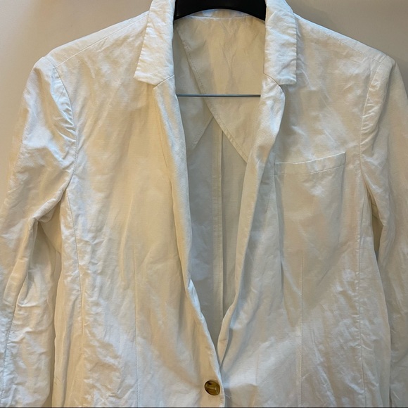 Elizabeth and James White Crinkle 3/4 sleeve blazer - Picture 7 of 9